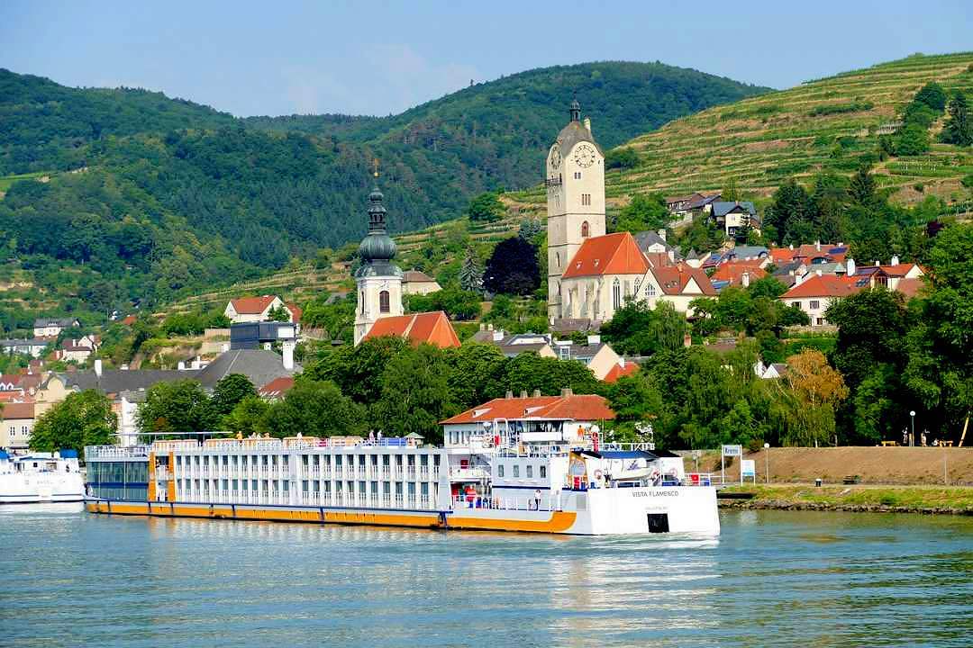 Flusskreuzfahrten Donau Schiffsreise Passau Bratislava